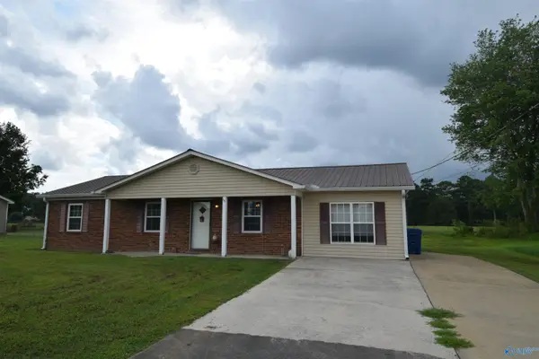 1119 Terry Circle, Albertville, AL 35951