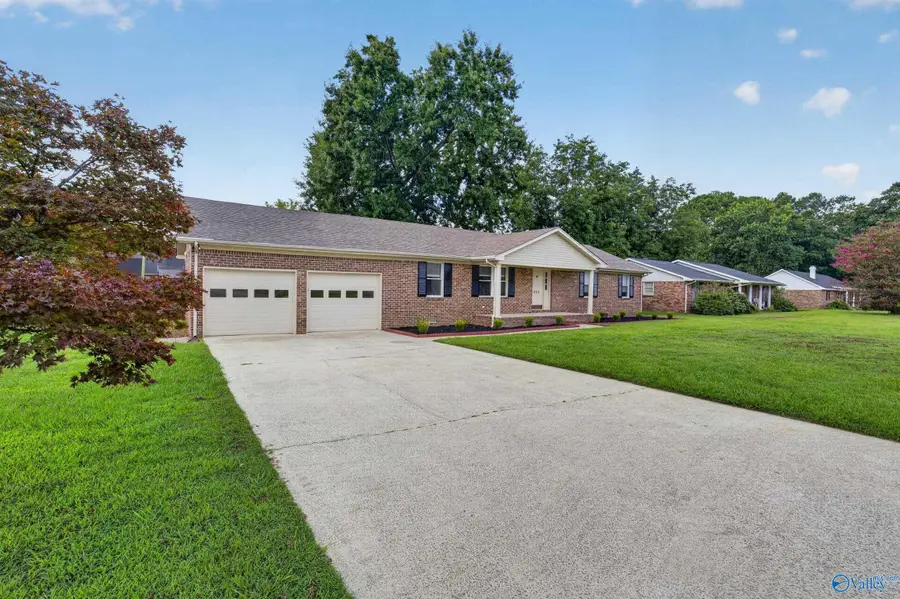 603 Bates Street, Athens, AL 35611 - #3