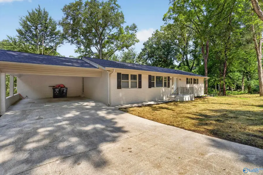 8506 Louis Drive Se, Huntsville, AL 35802 - #2