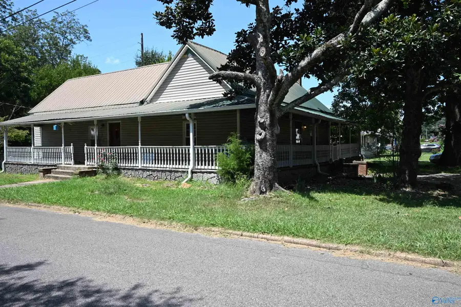208 Williams Street, Piedmont, AL 36272 - #3
