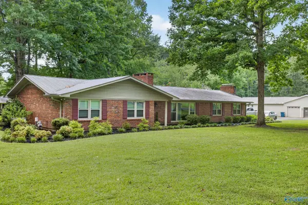 301 Dogwood Drive, Boaz, AL 35957