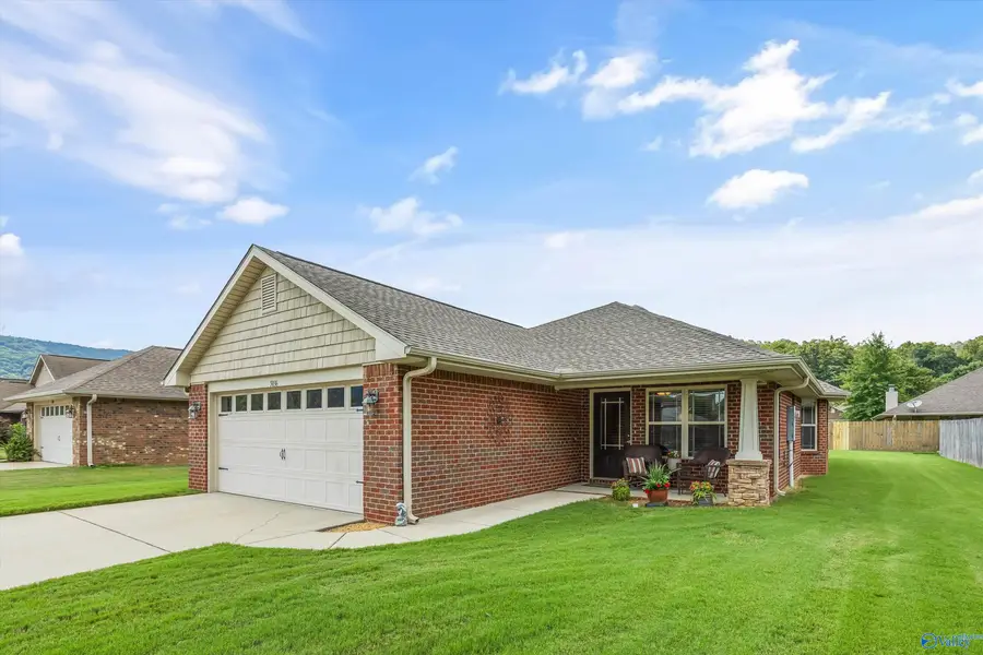 5036 Montauk Trail, Owens Cross Roads, AL 35763 - #2
