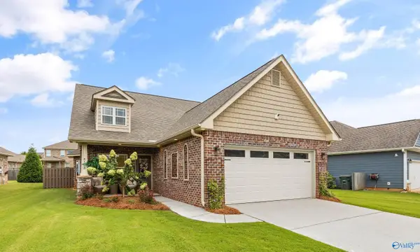 8308 Stillwater Circle, Huntsville, AL 35806