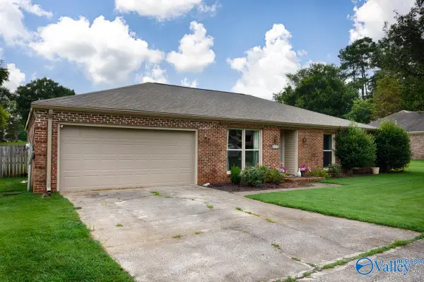 103 Timberland Trace Nw, Madison, AL 35757