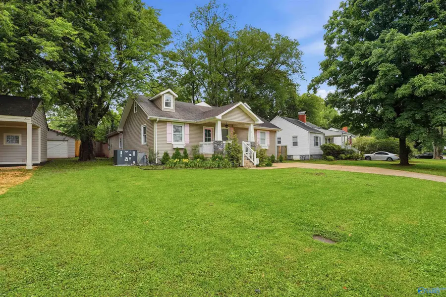1917 Vanderbilt Circle, Huntsville, AL 35801 - #2