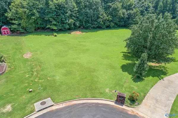 10 Blossom Lane, Athens, AL 35613