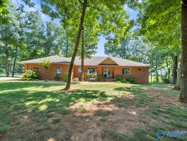 8508 Moores Mill Road, Meridianville, AL 35759