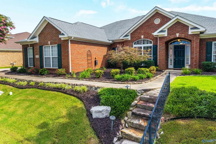 2207 Rosebrooke Drive Sw, Huntsville, AL 35803 - #2