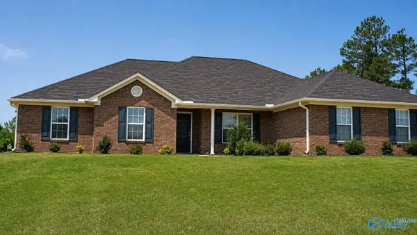 208 Wild Berry Lane, Harvest, AL 35749