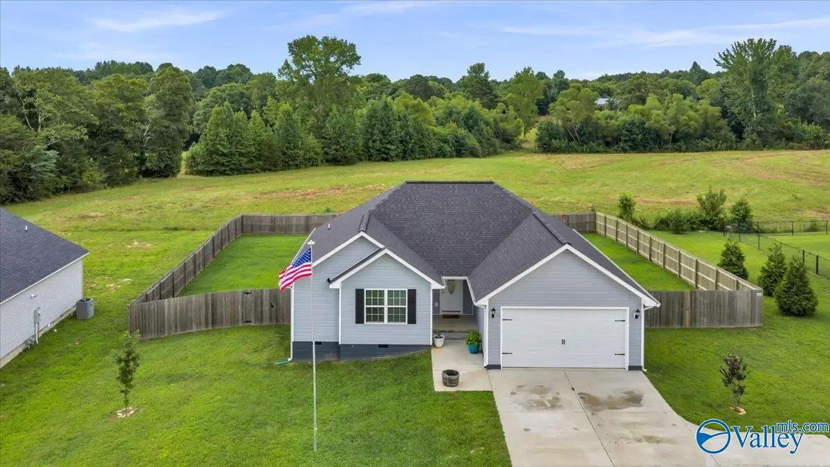 971 Creekstone Point Drive, Fort Payne, AL 35967 - #1