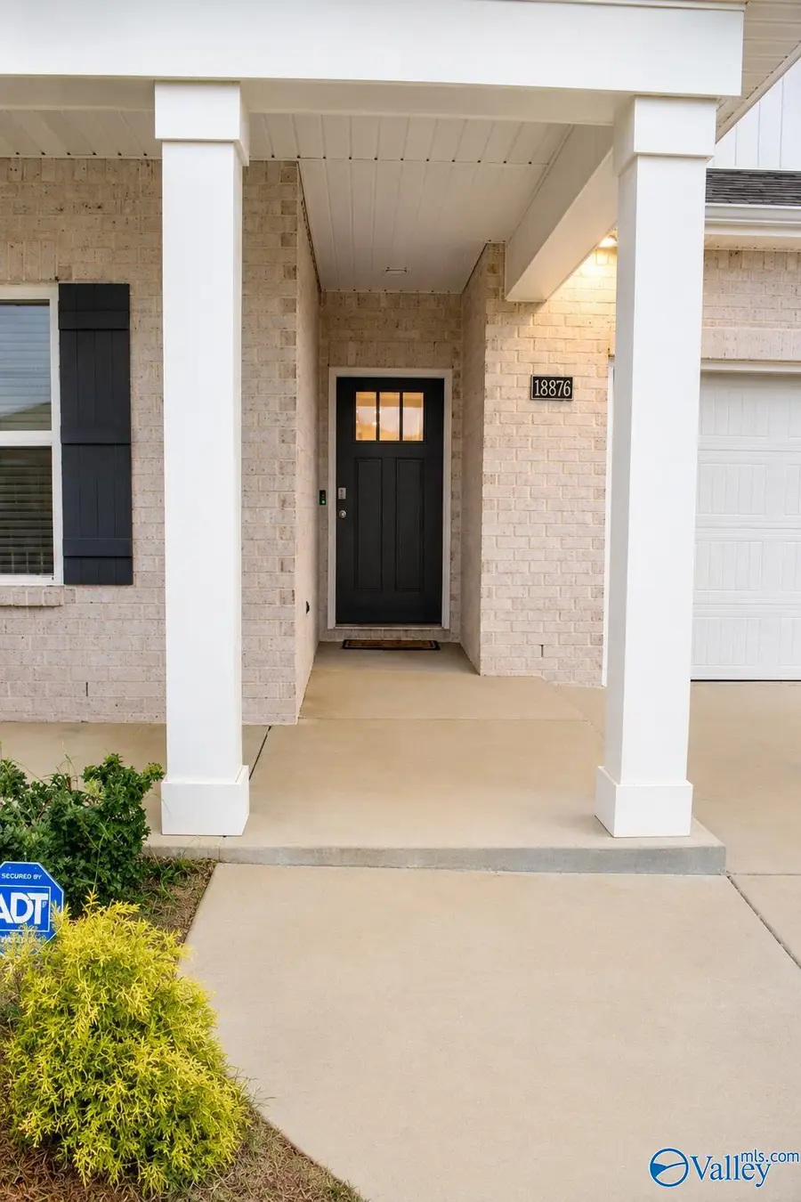 18876 Wicklow Circle, Athens, AL 35613 - #3