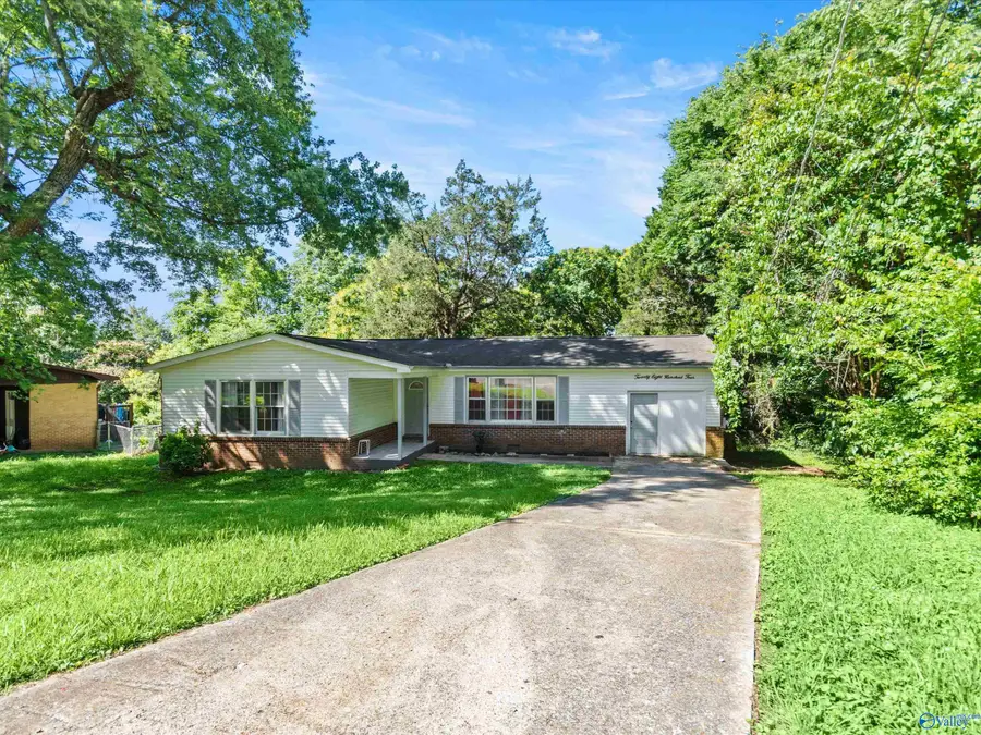 2804 Coosa Circle, Huntsville, AL 35810 - #3