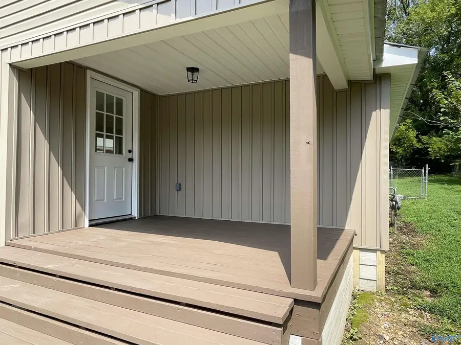 705 5th Street Sw, Attalla, AL 35954 - #3