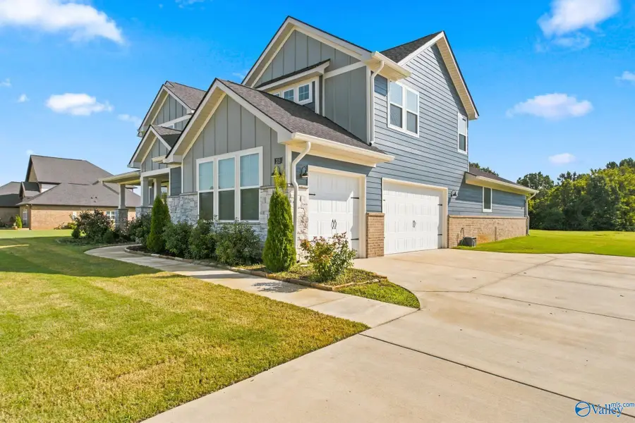 315 Merrydale Drive, Huntsville, AL 35811 - #3