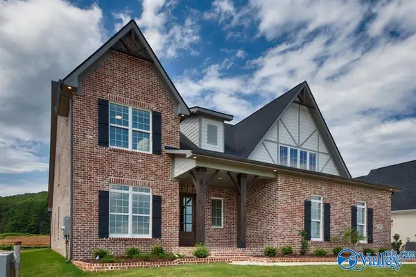 6 Devereux Place, Gurley, AL 35748