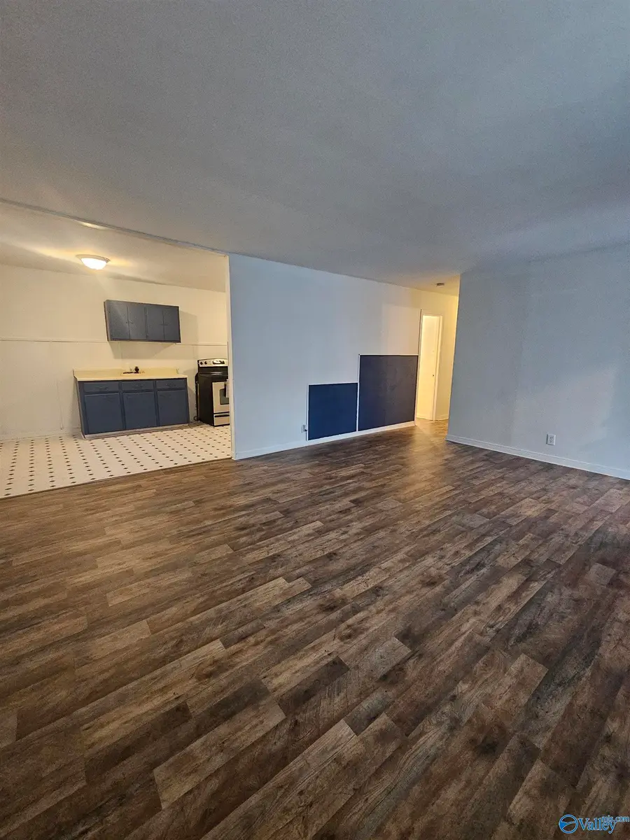 2708 NW Cave Avenue, Huntsville, AL 35810 - #2
