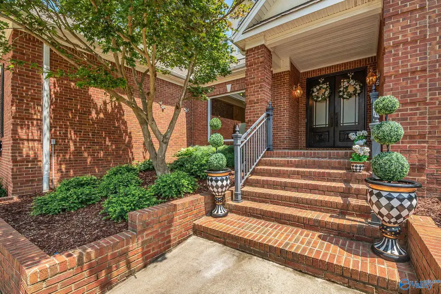 129 Wildwood Trail, Florence, AL 35630 - #2