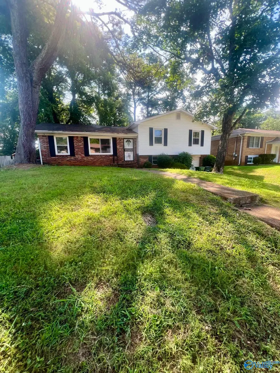 2610 Rockwell Road Nw, Huntsville, AL 35810 - #2