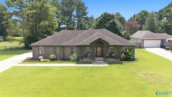 122 Waterbury Drive, Harvest, AL 35749
