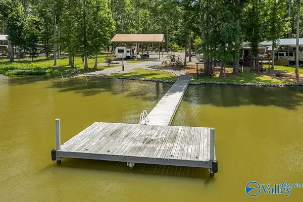 5880 Kelly Street #16 C & D, Cedar Bluff, AL 35959