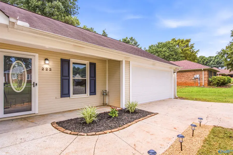 222 Bent Oak Circle, Harvest, AL 35749 - #2