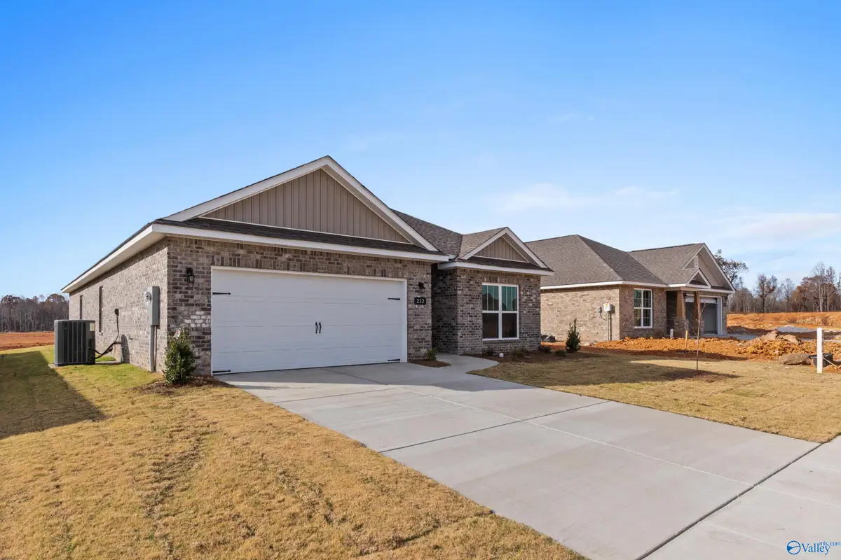 21738 Huntington Pike, Athens, AL 35613 - #1