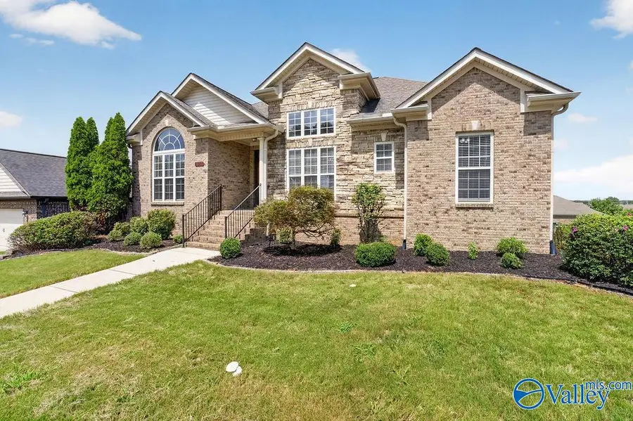 2824 Slate Drive Sw, Huntsville, AL 35803 - #2