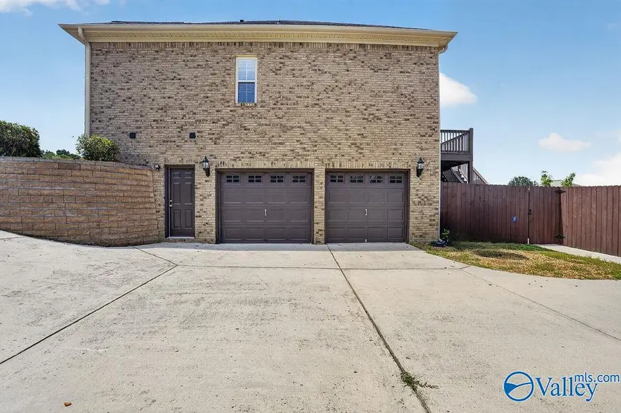 2824 Slate Drive Sw, Huntsville, AL 35803 - #3