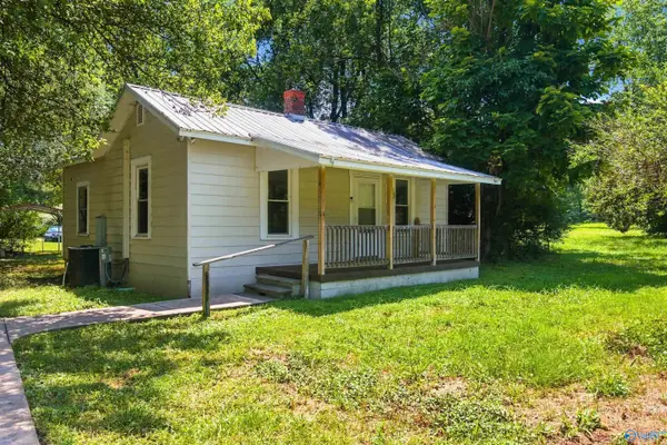 1009 W Washington Street, Athens, AL 35611