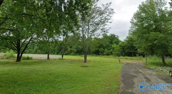 13530 Dart Circle, Athens, AL 35611