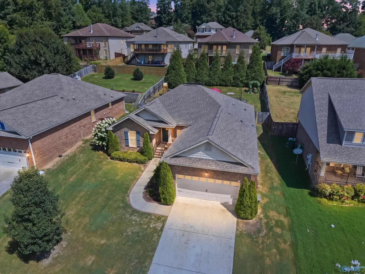6809 Wintercrest Way Se, Owens Cross Roads, AL 35763 - #1