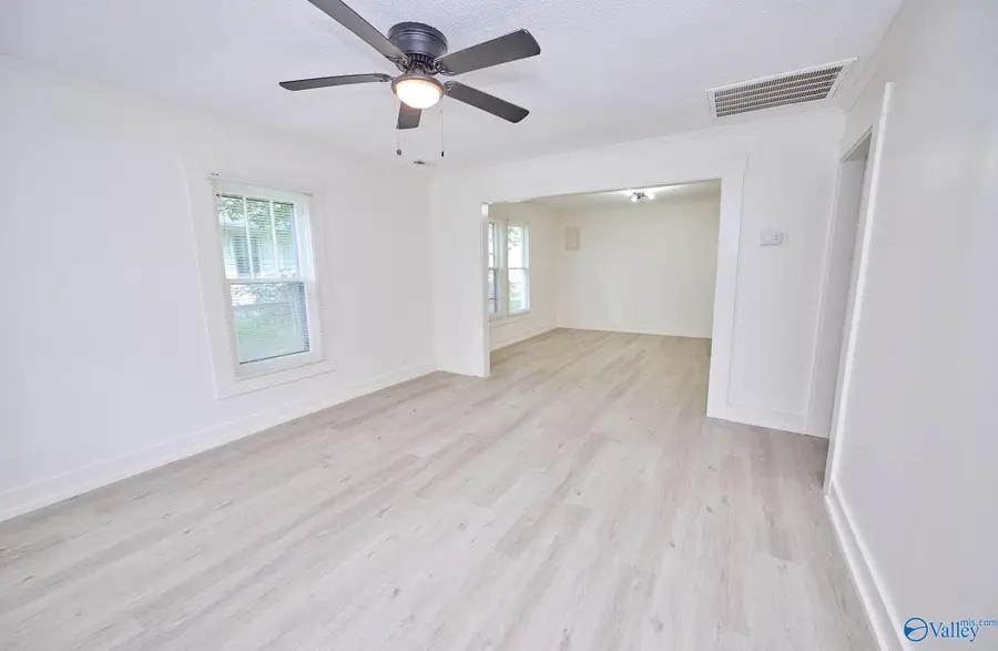 1221 Halsey Avenue, Huntsville, AL 35801 - #3