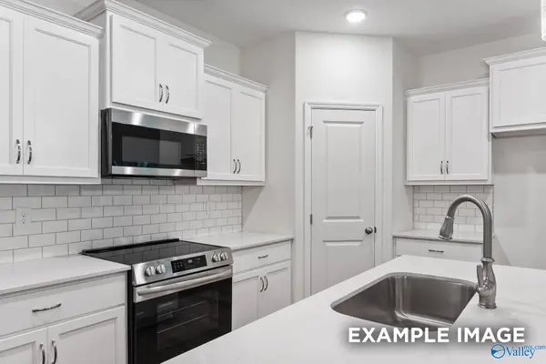 2205 Spragins Loop Nw, Huntsville, AL 35810