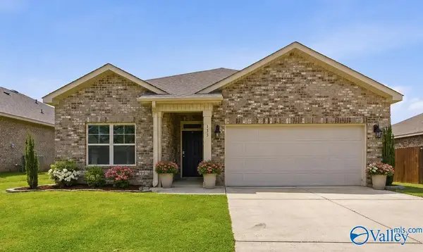 133 Rolling Green Drive, New Market, AL 35761