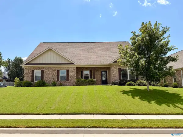 13806 Azalea Ridge Lane, Huntsville, AL 35803