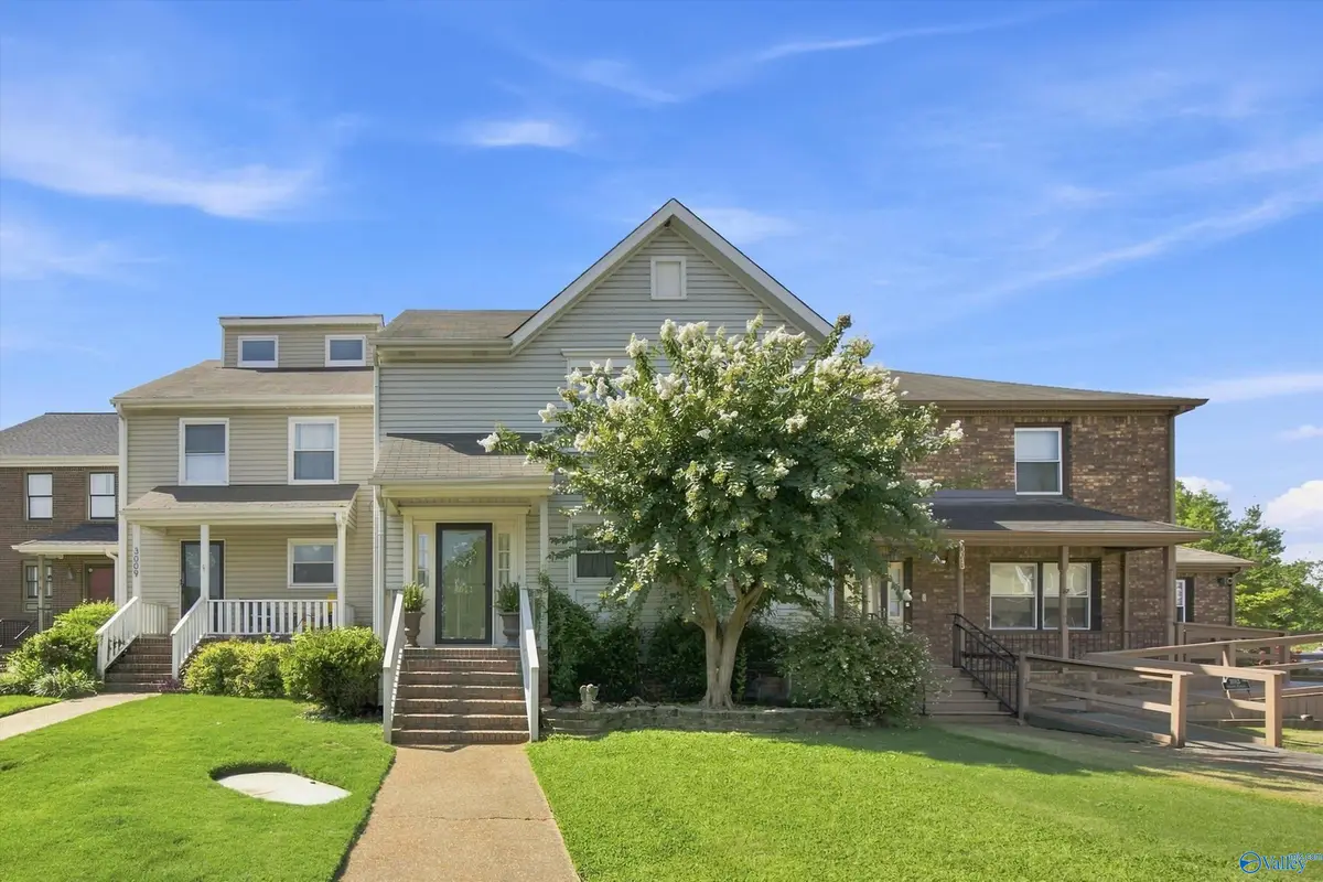 3011 Dupree Circle, Huntsville, AL 35801 - #1