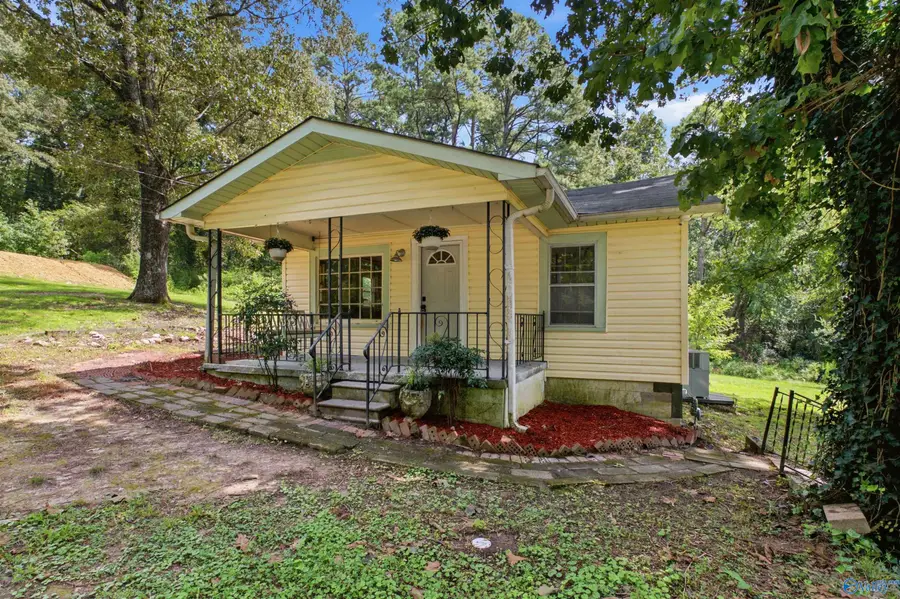 1819 Springrock St, Gadsden, AL 35903 - #2