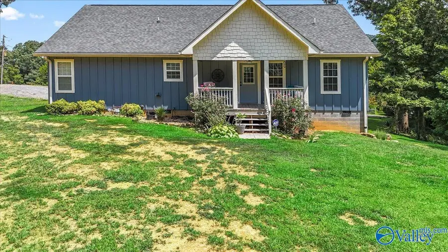 460 Elm Street Nw, Fort Payne, AL 35967 - #3