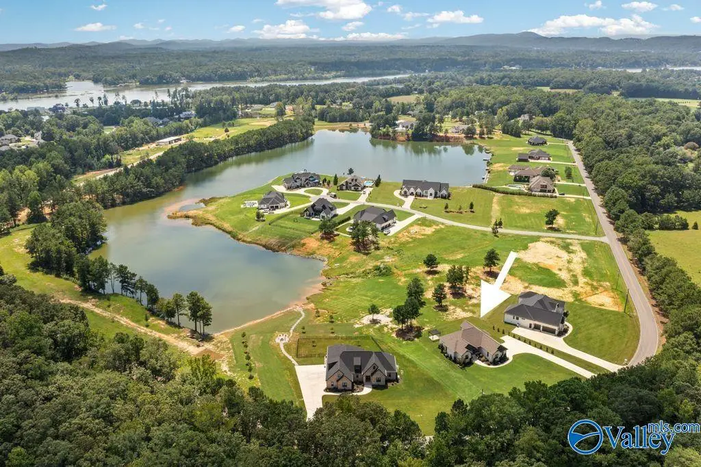 1440 Lakeshore Drive, Gadsden, AL 35901 - #1