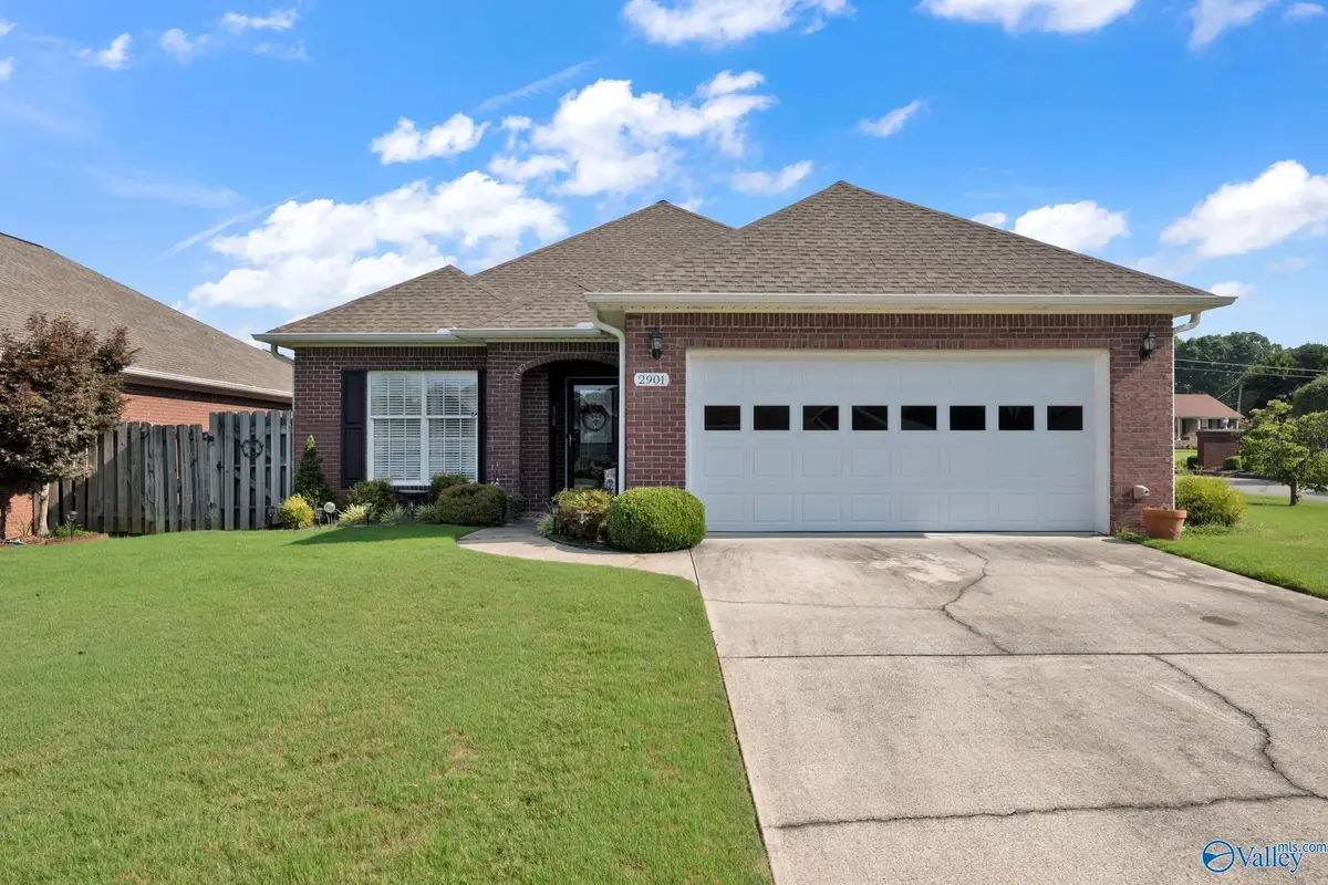 2901 Phelan Cir Se, Hanceville, AL 35077 - #1
