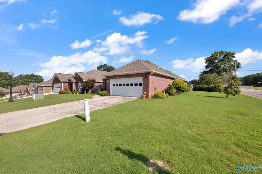 2901 Phelan Cir Se, Hanceville, AL 35077 - #3
