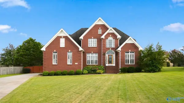 102 Cashions Court, Hazel Green, AL 35750