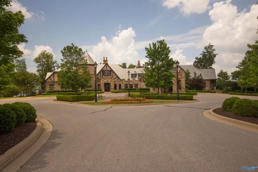 98 Ledge View Drive, Huntsville, AL 35802 - #2