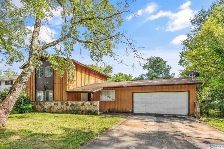 6013 Kimbrell Lane Nw, Huntsville, AL 35810 - #2