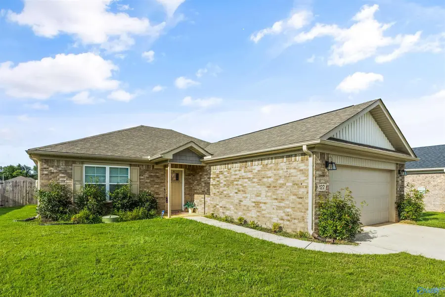 122 Domingues Avenue, Meridianville, AL 35759 - #3