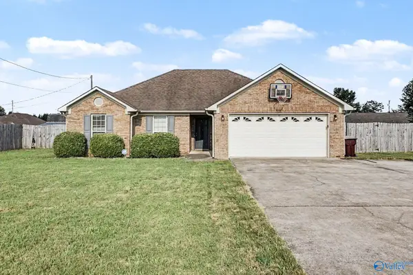20448 Johnson Road, Athens, AL 35613