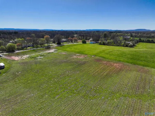 20 Stephens Road, Hazel Green, AL 35750