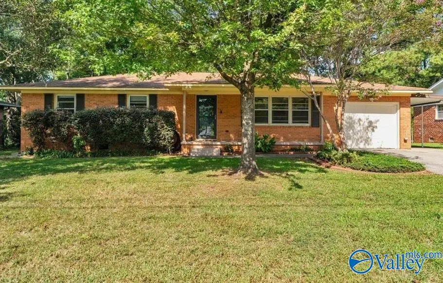 2307 Giles Drive Ne, Huntsville, AL 35811 - #1
