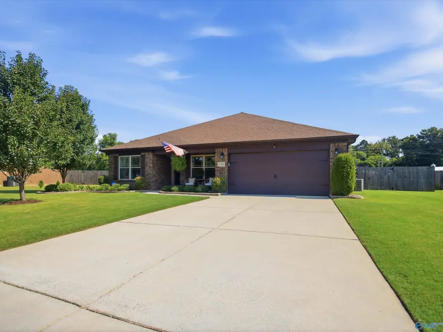 136 Chestnut Cove, Owens Cross Roads, AL 35763 - #3