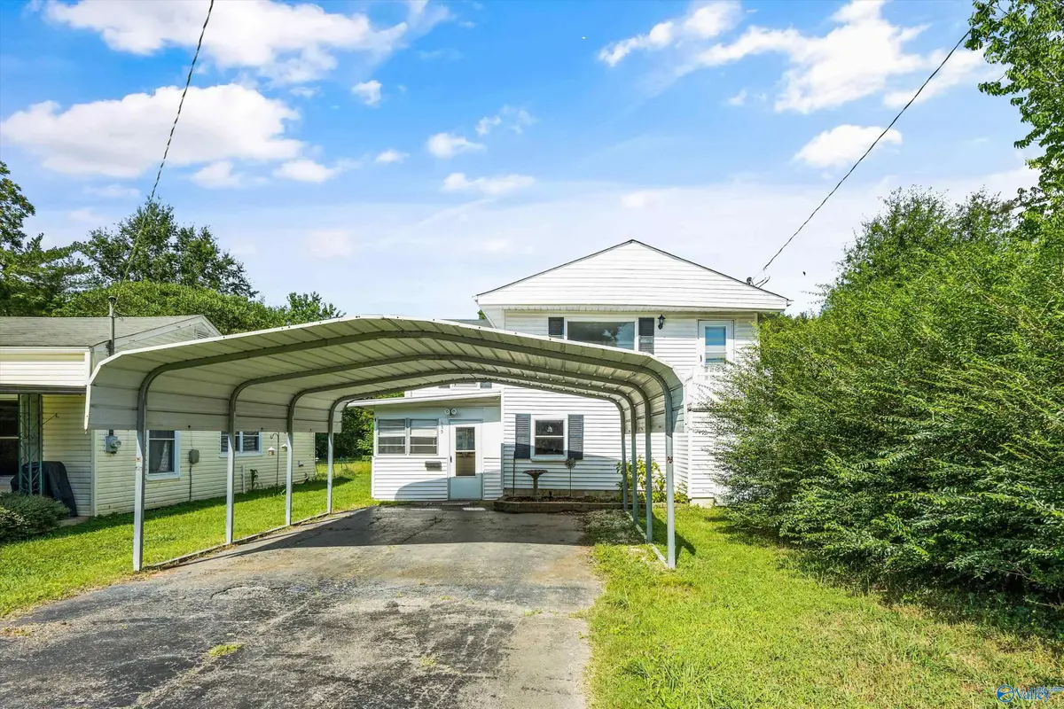 135 T E Mckinney Circle, Owens Cross Roads, AL 35763 - #1